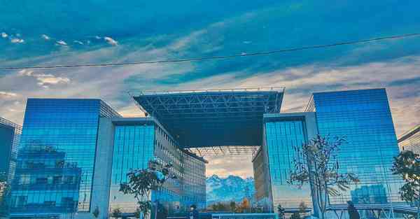 人才制作的宣传片_人才宣传片制作